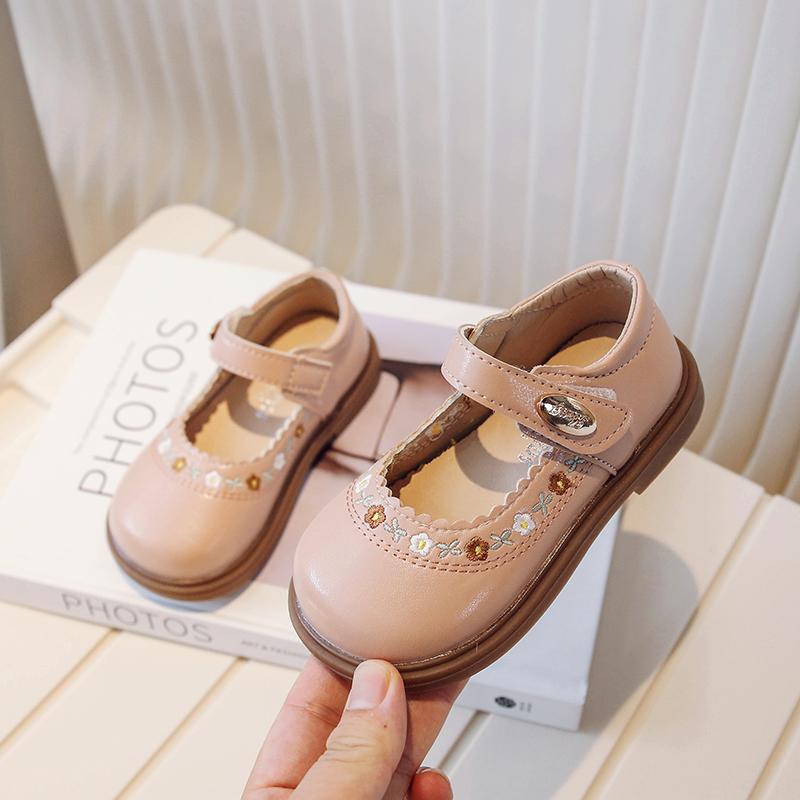 2024 Mädchen Lederschuhe Französischer Stil Runde Zehenpartie Blumenstickerei Niedliche Kinderschuhe Rutschfest Frühling Herbst Neue Kinderschuhe PU