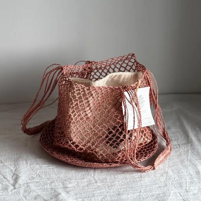 [Made in Mada] Raffia Handmade Crochet MADE IN MADA HOLY BAG (LIGHT PINK)