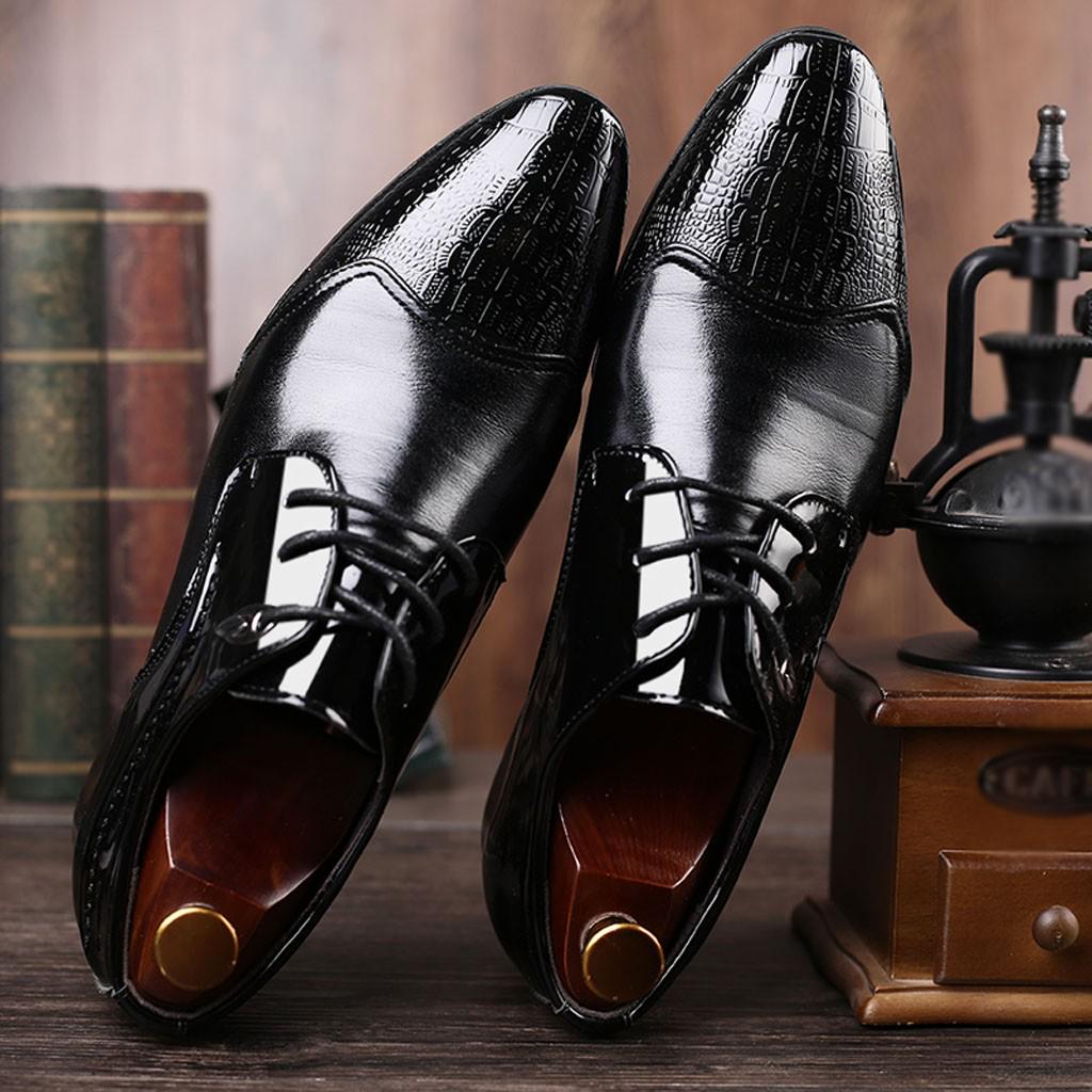Joliann hombres encaje zapatos de cuero de negocios zapatos cómodos zapatos  de novia zapatos de traje masculino comprar a buen precio — entrega  gratuita, reseñas reales con fotos — Joom