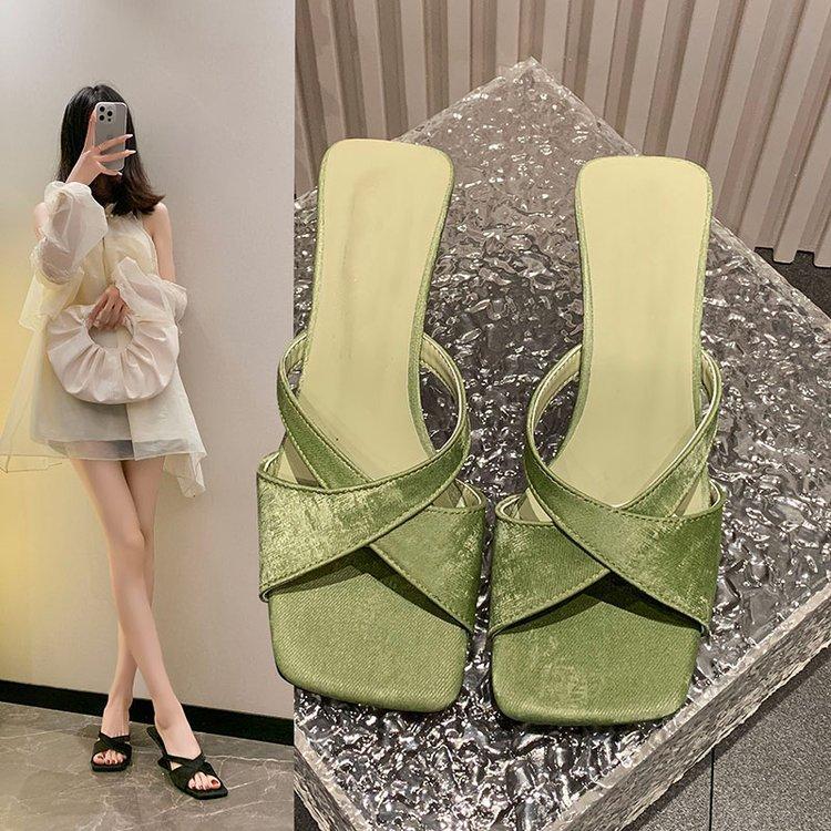 2025 New Open-toed Square Head Slippers Internet Celebrity Temperament Versatile Fashion Wear Niche Design Cool Slippers