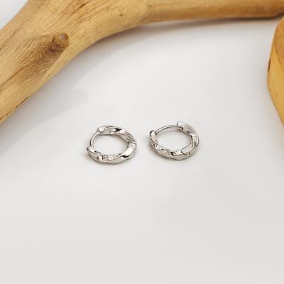 Mobius Earrings, Simple Wind, Small Temperament, Wind Twist Earrings, The Same Geometric Ear Buckle