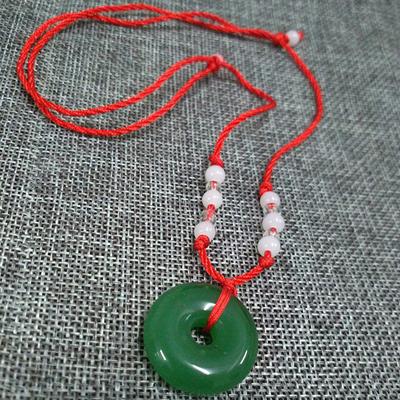 Nefritový ručně tkaný přívěsek náhrdelník Lotus Guanyin Buddha přívěsek Lucky náhrdelník