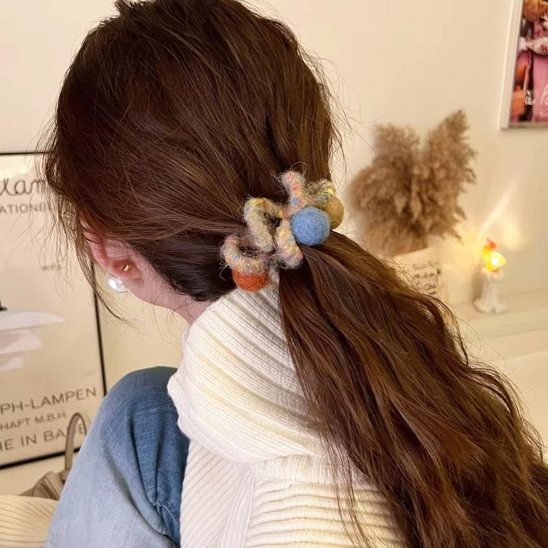 1 Piece of Simple and Fresh High Elasticity Fashionable Telephone Coil Rubber Band Matte Hair Accessory 7 * 7 * 2cm