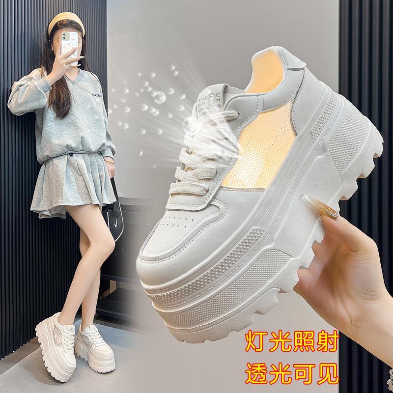 Korean version of the height increase white shoes 2025 new versatile super fire with skirt small autumn explosion thick baseplate shoes tide