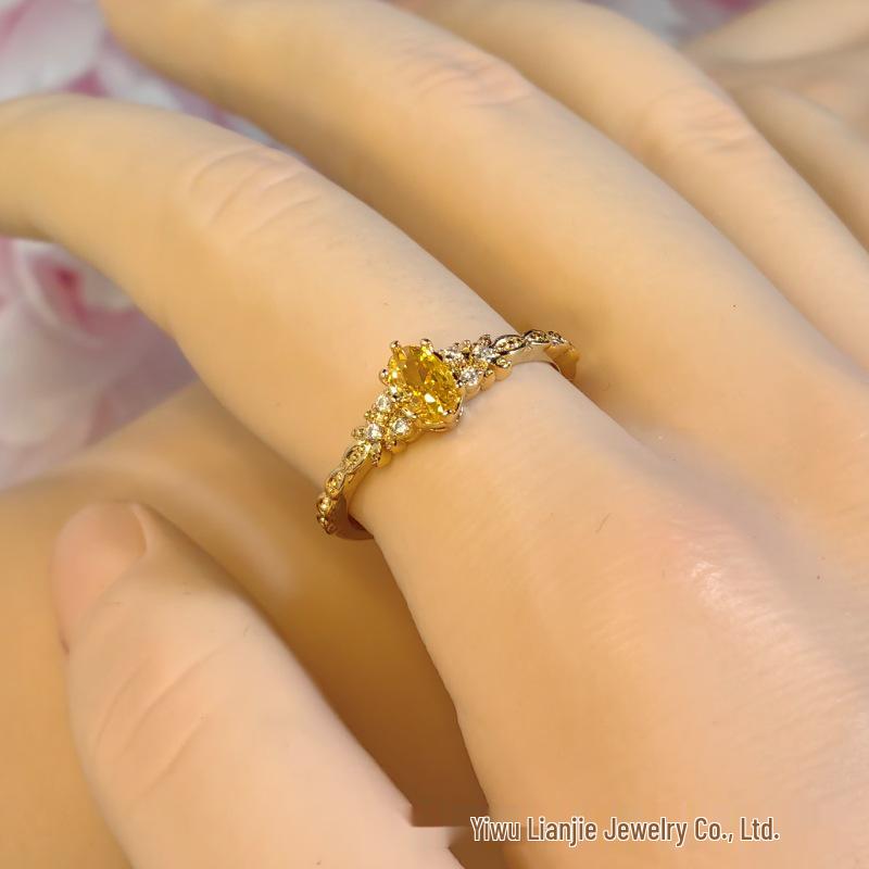 

Японское ретро роскошное циркониевое позолоченное разомкнутое кольцо