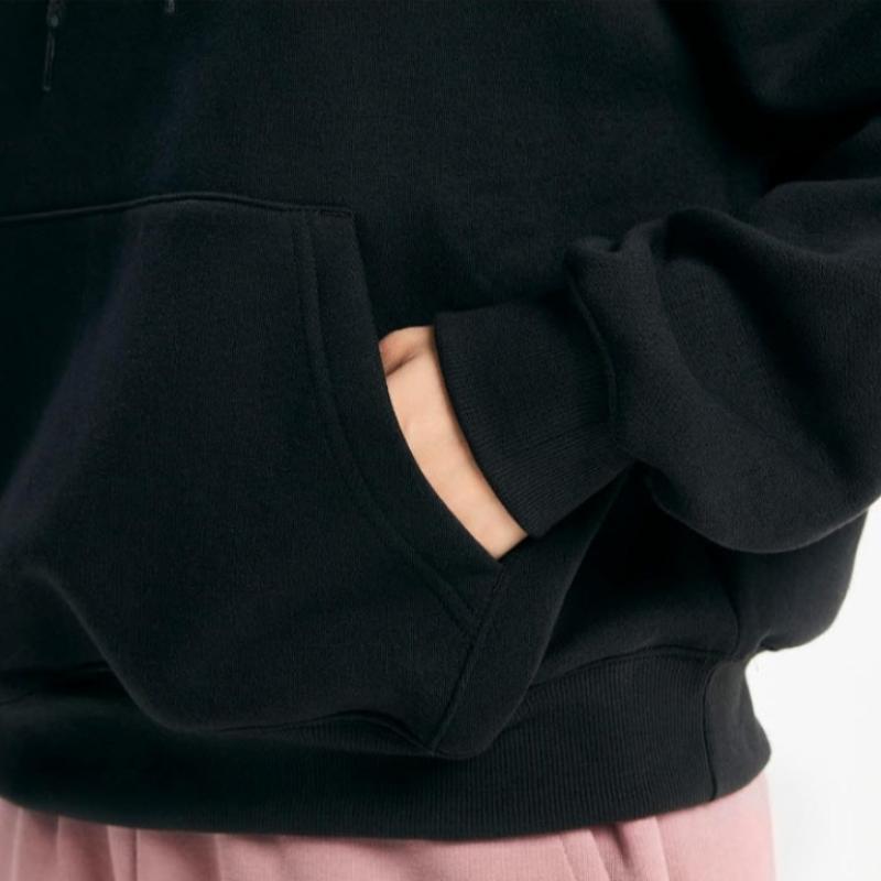 New Balance Hoodie Kqj Nbn0e2S102 19 Women S Small Logo Hoodie  Over Fit