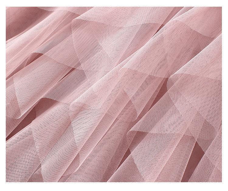The Korean Version of the Elastic Waist Is Fashionable and Versatile, Showing Thin Mesh Stitching, Irregular Midi and High-waisted Skirts