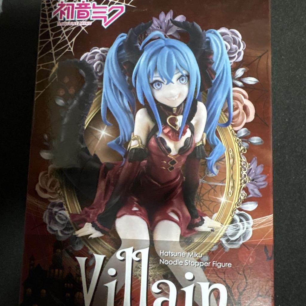 [USED] FuRyu Hatsune Miku Noodle Stopper Villain RedColler Ver.