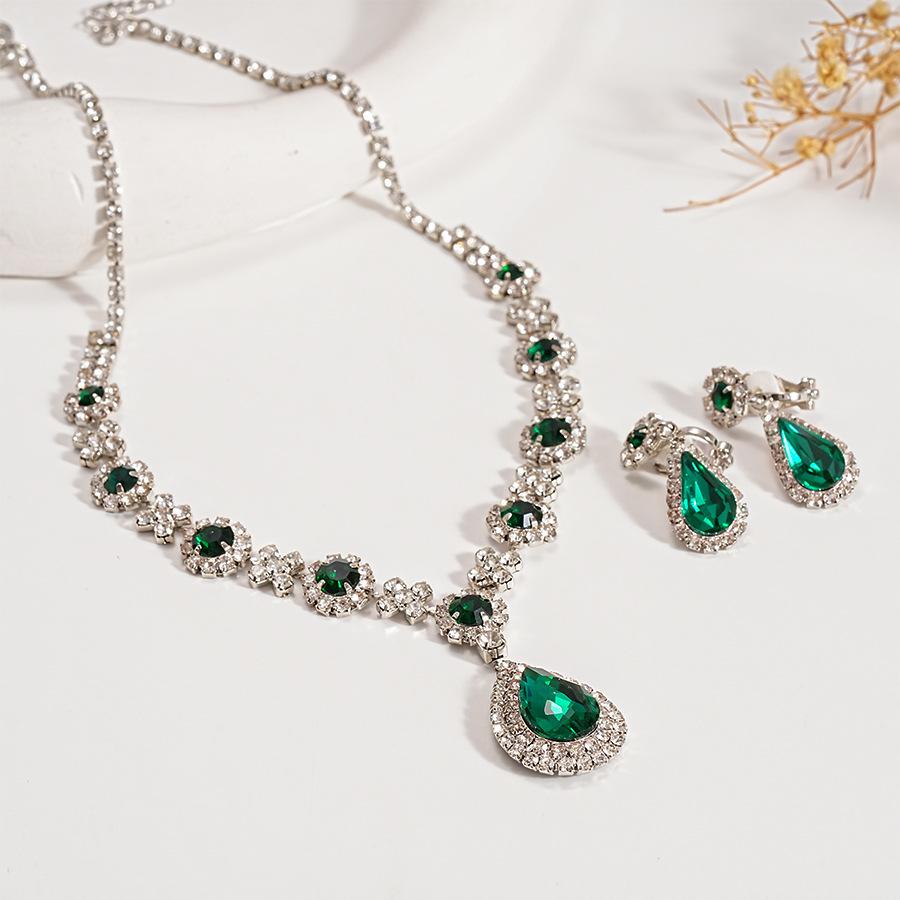 Women's Crystal Droplet 3-Piece Necklace And Earrings Set Elegant Wedding Evening Dress Accessory Jewelry Set
