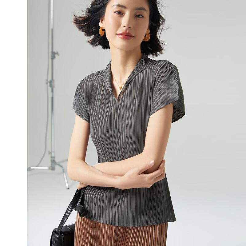 Wudao Pleated V-Neck Short Sleeve T-Shirt L