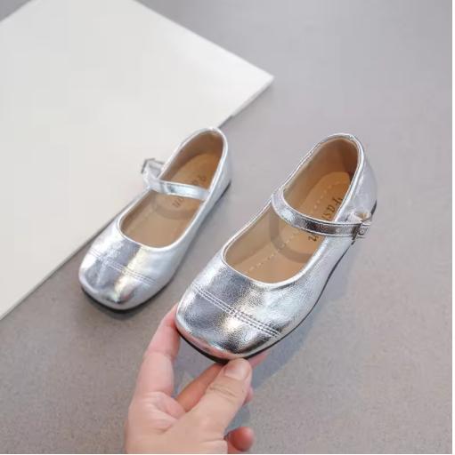 

Girls Flat Shoes Soft Color Silver Black Narrow Kids Mary Janes Square End Comfortable Kids School Party Wedding Shoes 26-37 New 36
