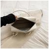 IELGY High-End Retro Large-Capacity Bag Commuter Shoulder Fashion Portable Pillow Bag