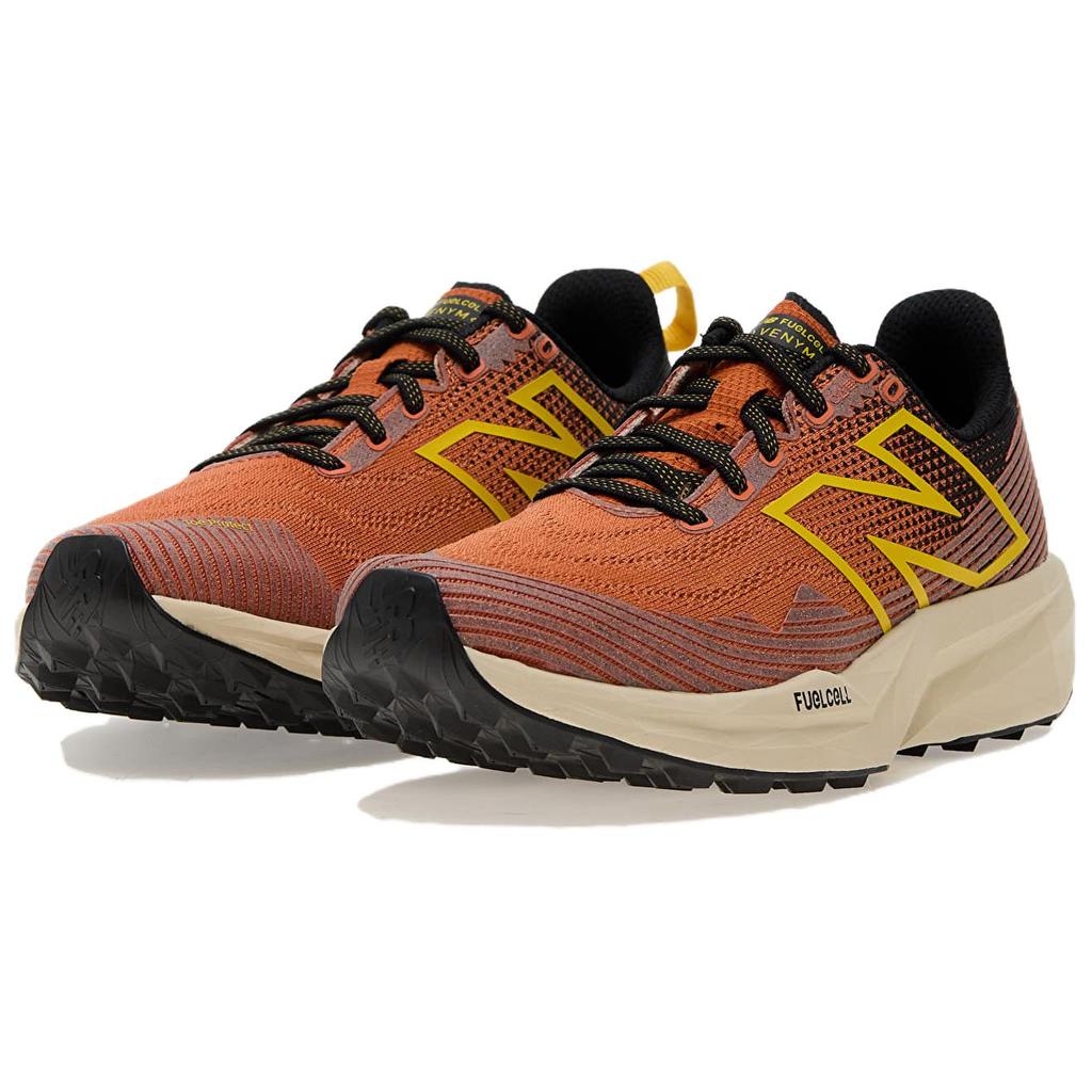 new New Balance Low Top Trail Running Shoes Men's Ginger Yellow