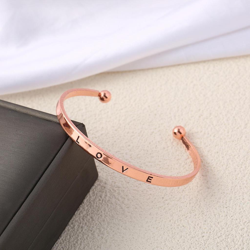 Minimalist C-Shaped Love Bracelet: Versatile English Letter Design for Women