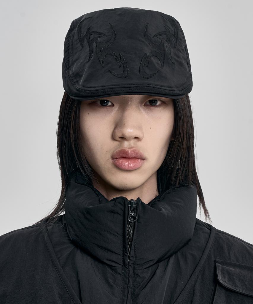 AJOBYAJO Tribal Logo Nylon Flat Cap [Black]