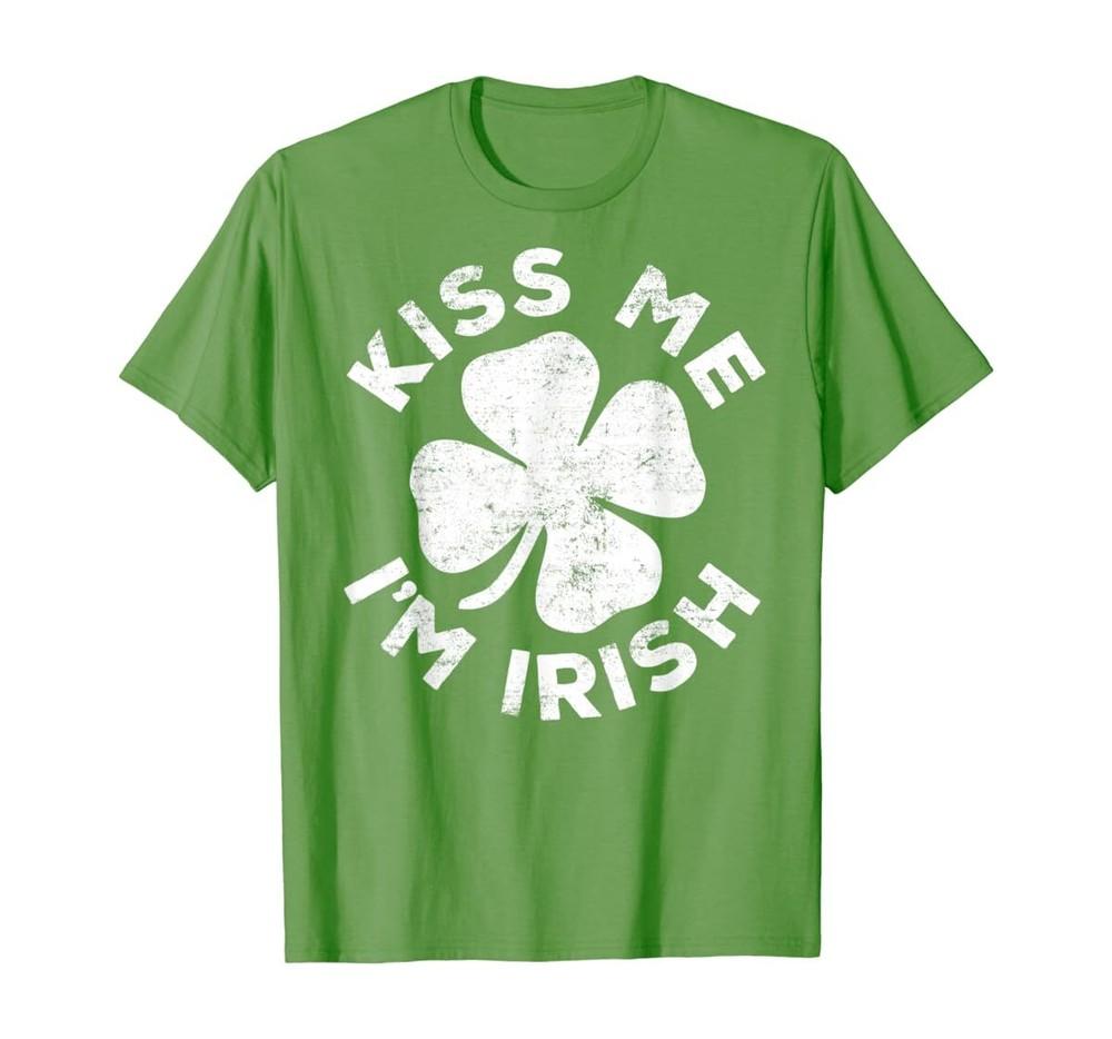 

Kiss Me I m Irish T-Shirt Saint Patrick Day Gift Vintage T Shirt Men Women Kid 3XL