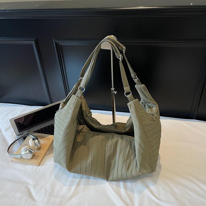 

Fashionable Large-capacity Casual Nylon Dumpling Bag Women Lazy Commuter Travel One-shoulder Cross-body зелений