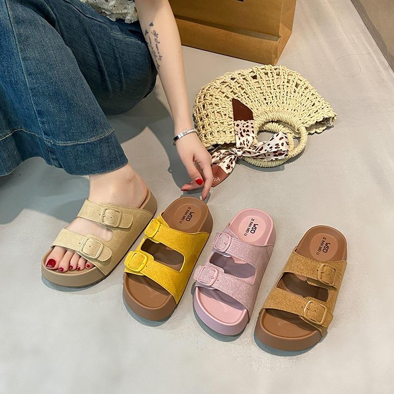 Thick-soled heightening slippers women's summer outer wear spring new sandals small non-slip beach cool slippers