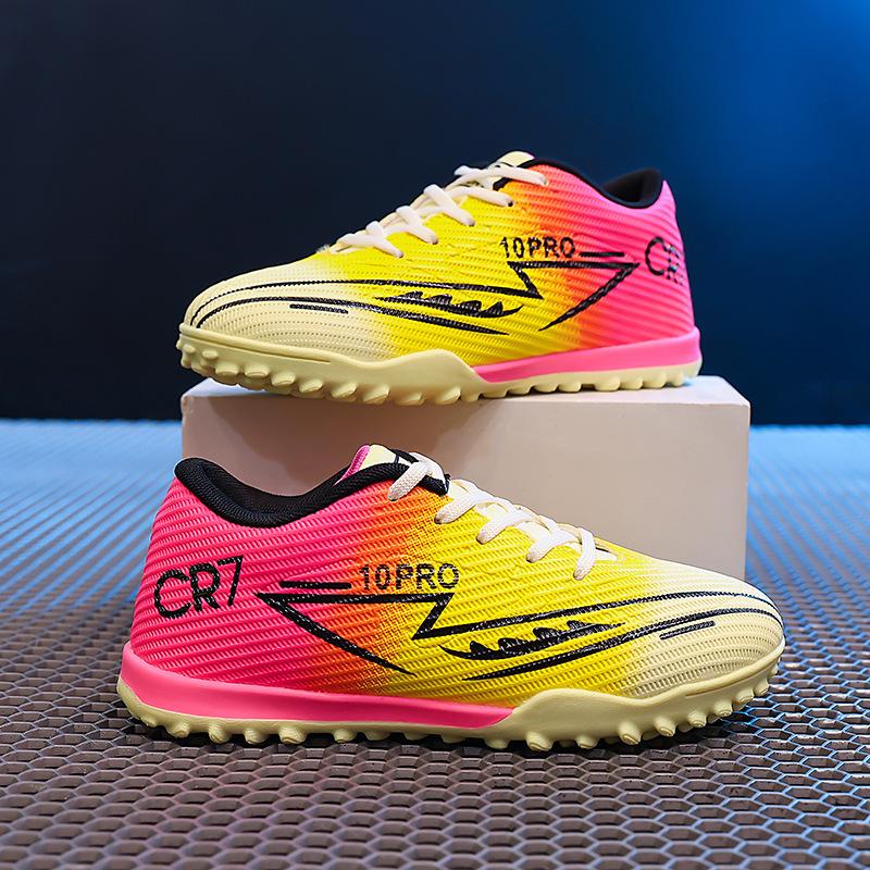 New men's and women's broken nails and laces, leather football shoes, youth training shoes, student long nails, sports shoes size 31