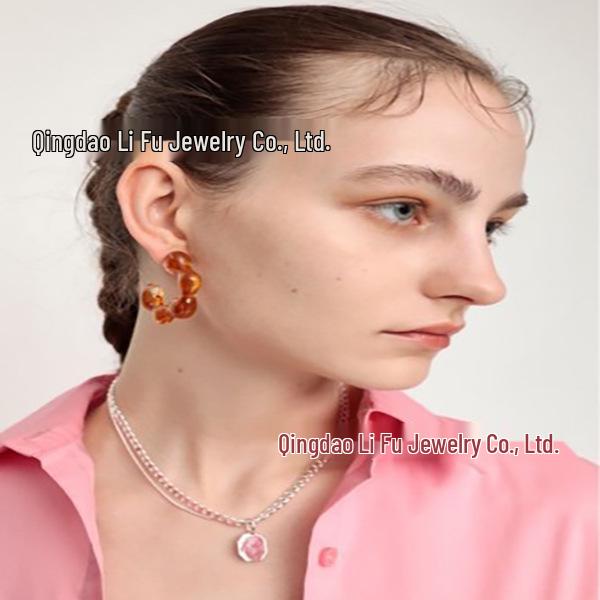 

2024 Trendy Geometric Round Resin Earrings - Light Luxury Style Army Green