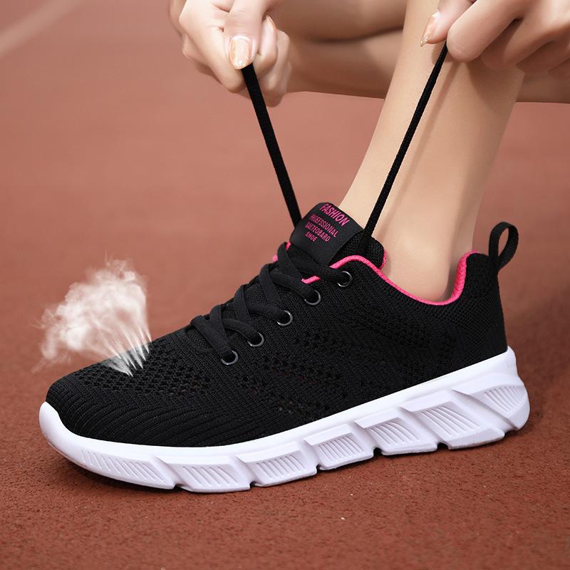Summer Hollow New Running Sports Shoes Student Breathable Mesh Shoes Black Lightweight Shock-absorbing Travel Shoes