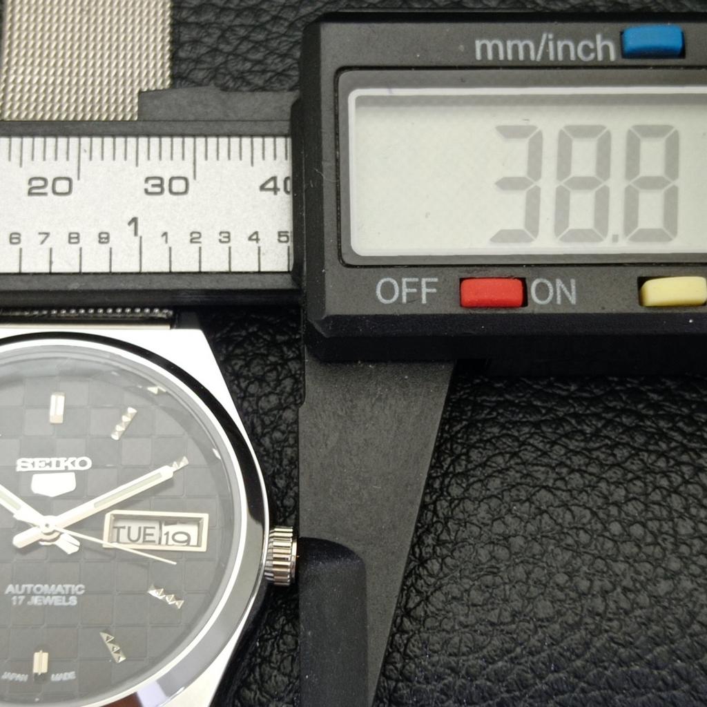 REFURBISHED SEIKO 5 AUTOMATIC MENS WATCH JAPAN MADE BLACK DIAL CUSTOM a440044-2 QV90-a440044