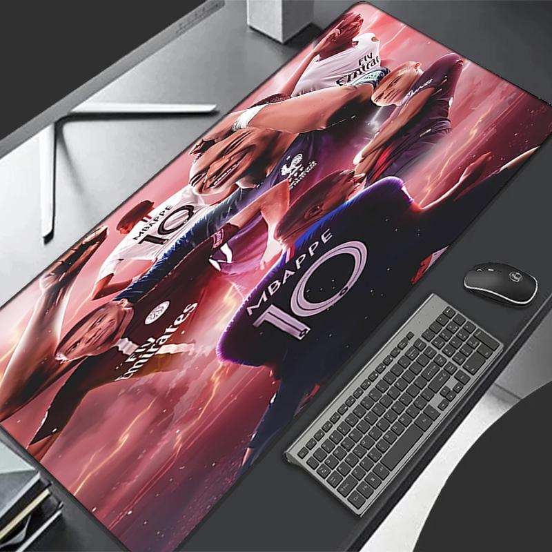 Kylian Mbappé Thema Premium Rutschfestes Mauspade mit Genähten Kanten, Strapazierfähiges Gummi-Material, für Schreibtisch & Gaming Tolle Geschenke