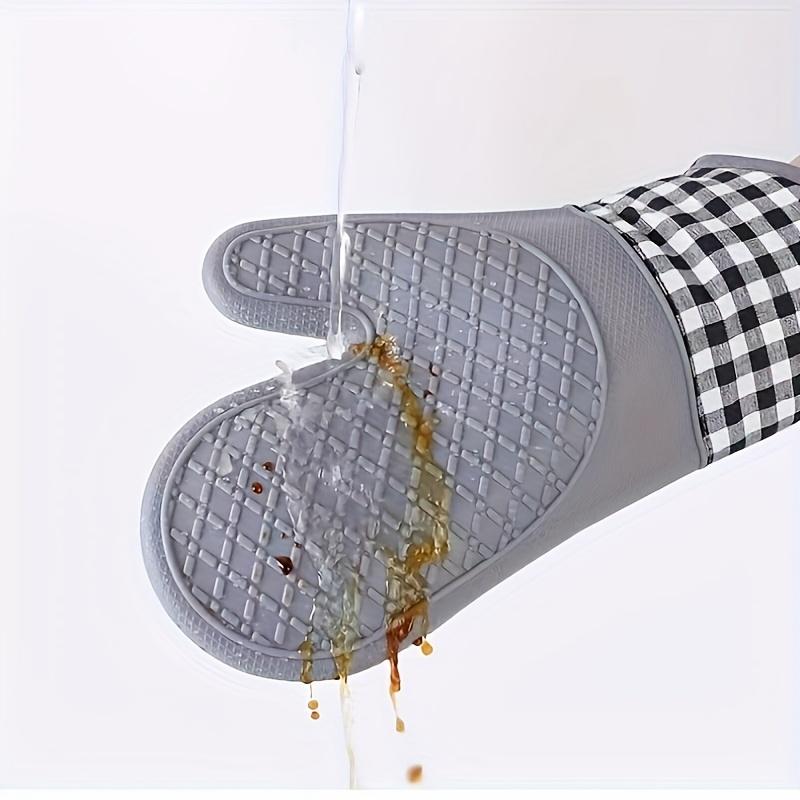Silicone Oven Mitts - Soft, Comfortable, and Lightweight Kitchen Gloves for Easy Cleaning - Ideal for Baking and Cooking