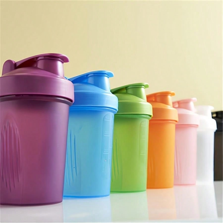 Protein Powder Shaker Bottle with Mixing Ball, Leak-Proof, Suitable for Gym, Workout, Smoothie Blending