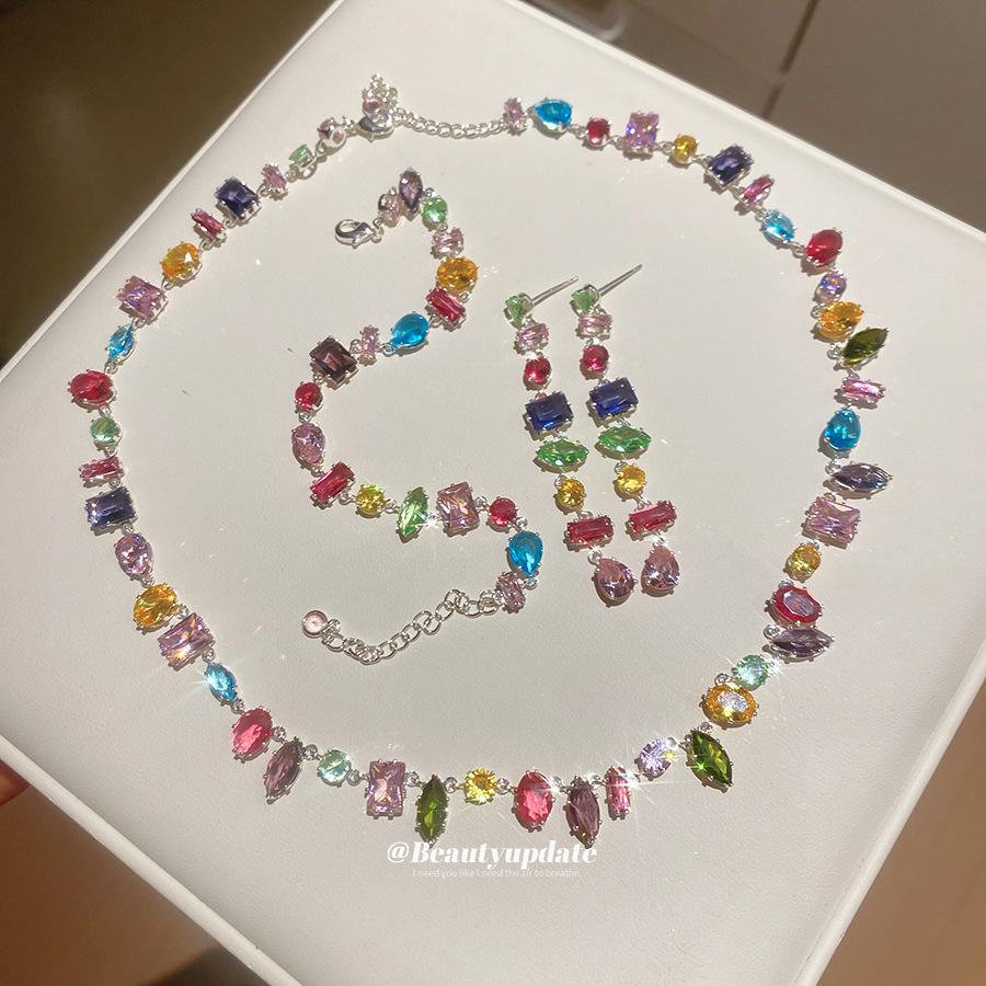 Zircon Square Geometric Jewelry Set: Necklace, Bracelet, and Earrings with Light Luxury Feel