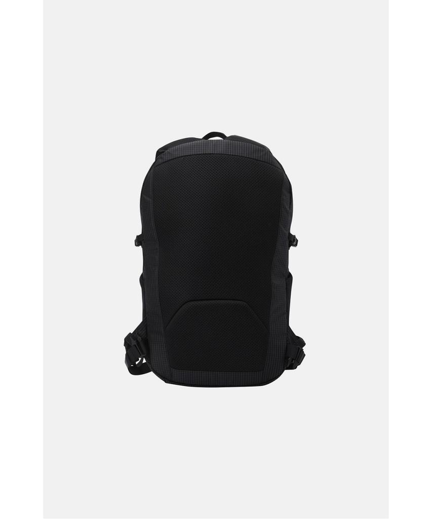 Kolon Sport Teardrop-Style Axiom Backpack 10L Qebxx26211Blk