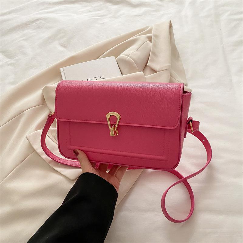 Retro New Light Luxury Commuter Underarm Bag Niche Lock Handbag Fashion Trend One Shoulder Crossbody