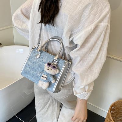 Summer Niche Bag Women's New Popular Versatile Messenger Bag Fashion Portable Small Square Bag Small Bag