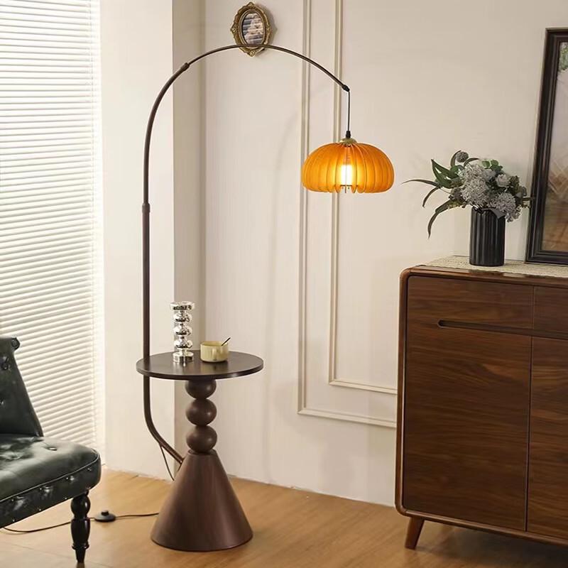 OEING American Retro Floor Lamp with Shelf