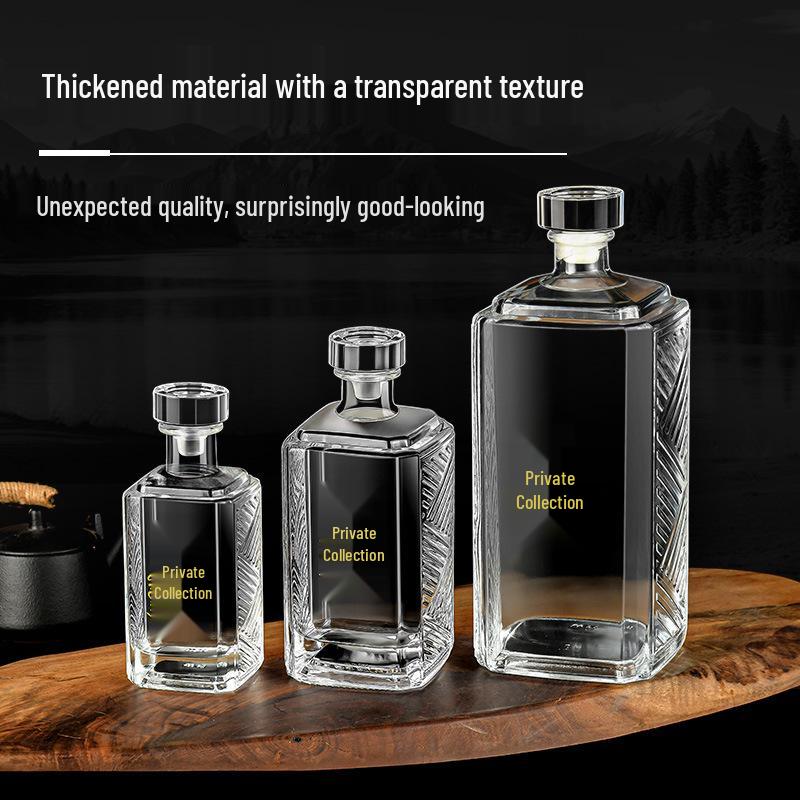 250ml/500ml/1500ml High-End Crystal White Baijiu Glass Bottle with Sealed Lid and Customizable Logo.