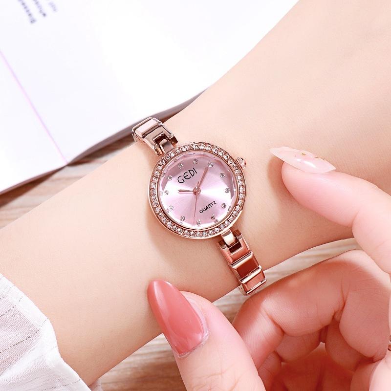 Light Luxury Medieval Women'S Watch, Exquisite Diamond-Encrusted Small Temperament Bracelet Watch, Women'S High-End Waterproof Quartz Watch