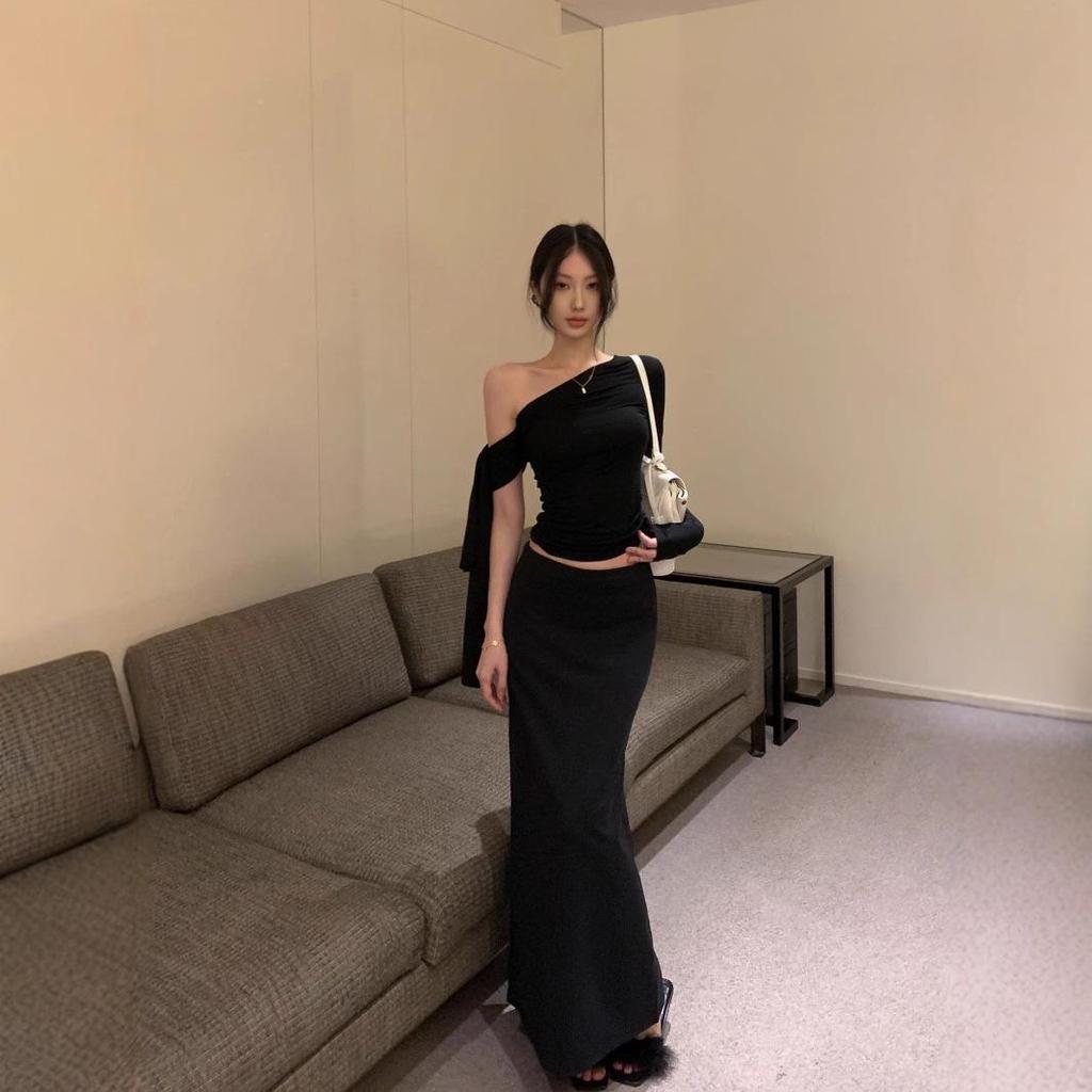 Spicy Asymmetrical One-Shoulder Long-Sleeve Slim Fit T-Shirt for Women - Spring Slimming Bodycon Base Top