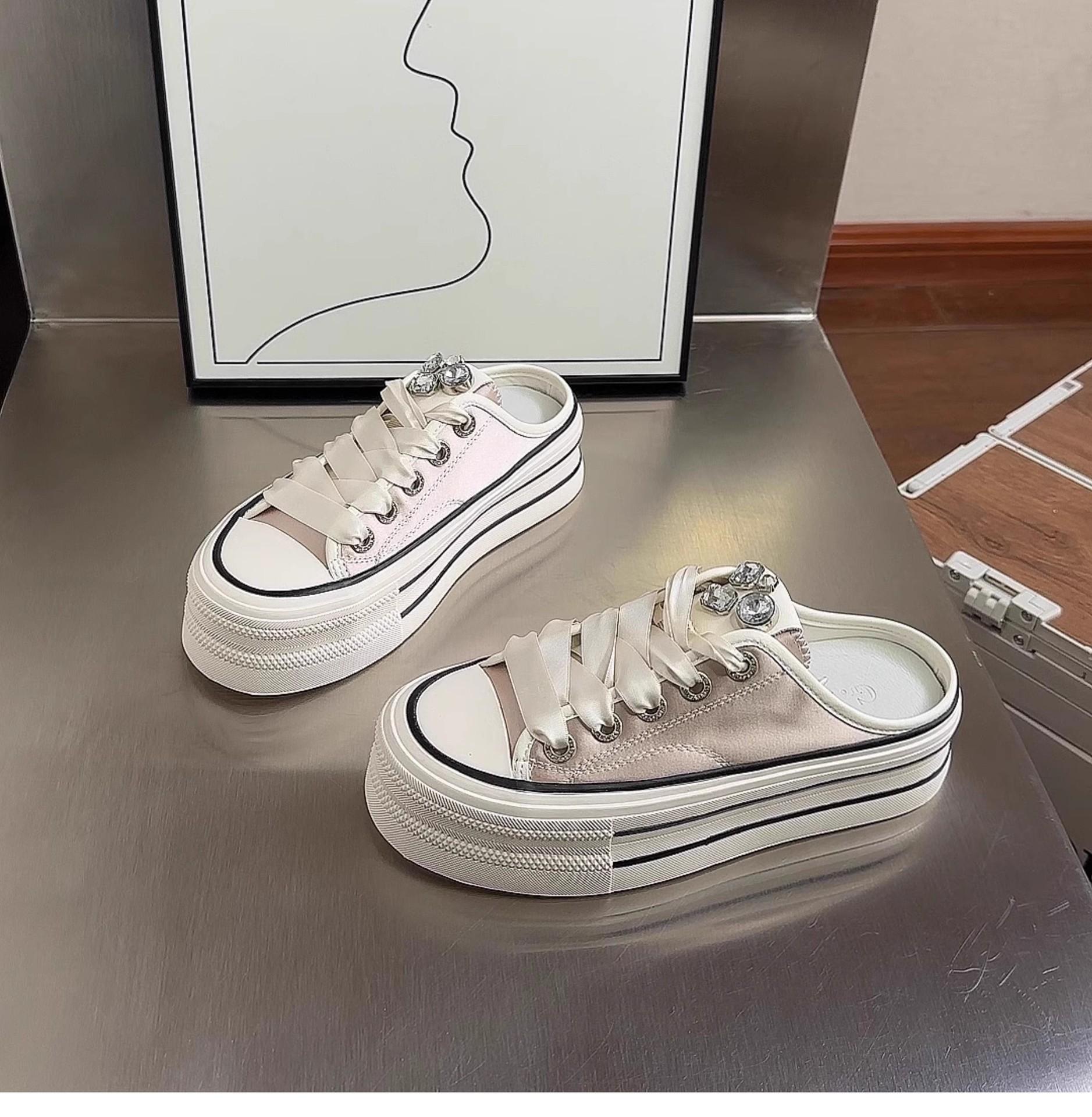 

Полутапочки 2025 новая весна и лето супер огонь стразы атласная поверхность ленивые толстая подошва универсальные с закрытым носком тапочки женские 40 розовый