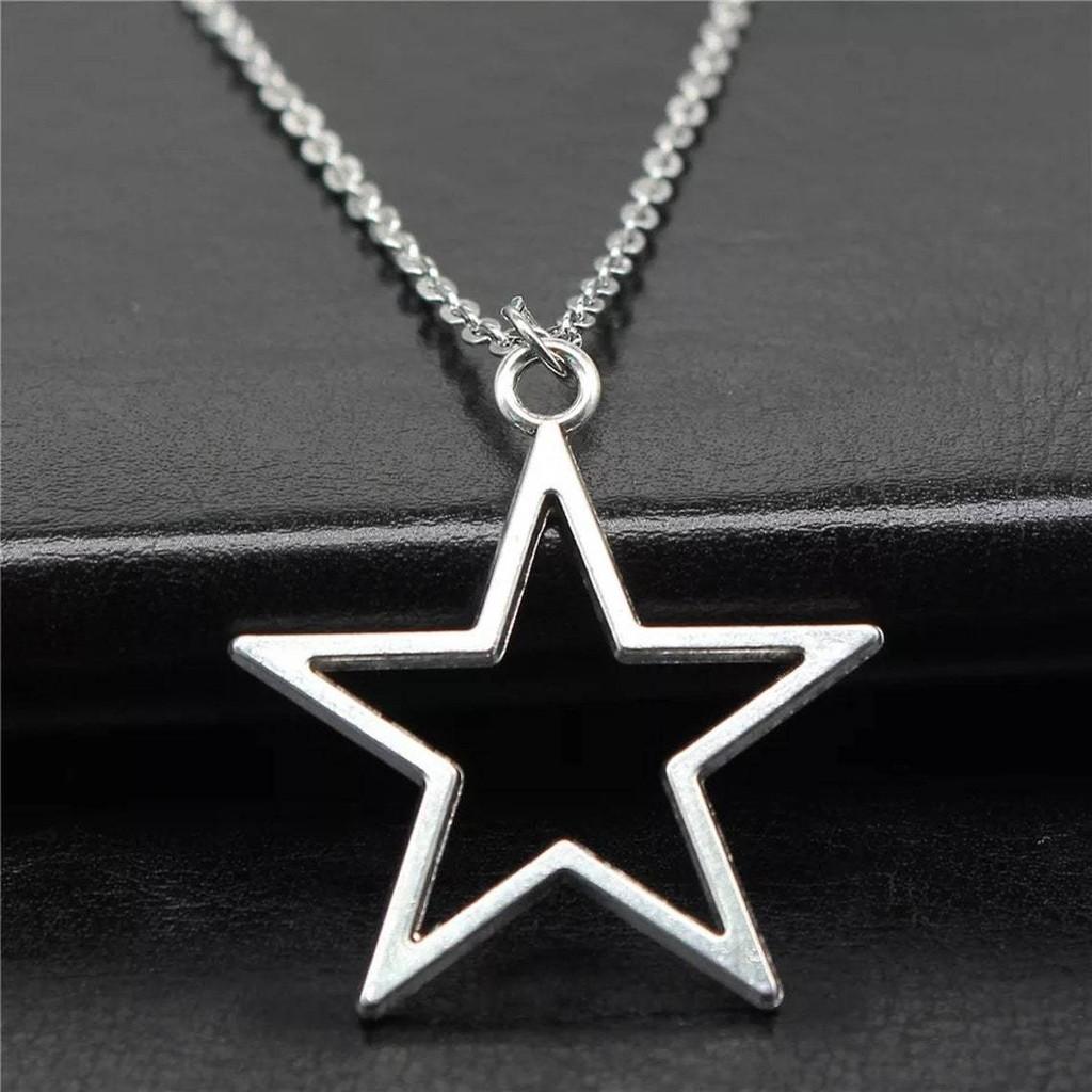 Silver 36x33mm Trendy Hollow Star Pendant Necklace In Alluring Alloy For Style Unisex