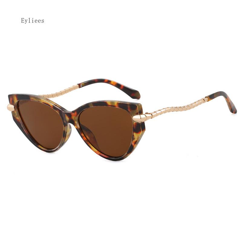 New Fashion Vintage Sunglasses Women Male Design Vintage Cat Eye Sun Spectacles Female Ins Popular Black Eye Spectacles Male's