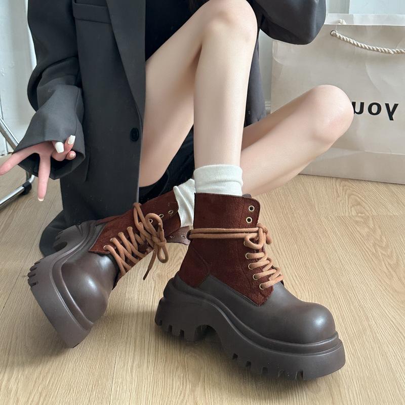 

Ретро британские ботинки Мартин женские 2025 осень новые жареный стрит хай-энд толстая подошва увеличивающие рост короткие рабочие ботинки 40 темно-коричневого