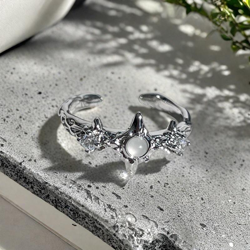 Weißes Mondlicht High-End Nischendesign Offener Ring Nischenpersönlichkeit Schneeflocke Mondsteinring