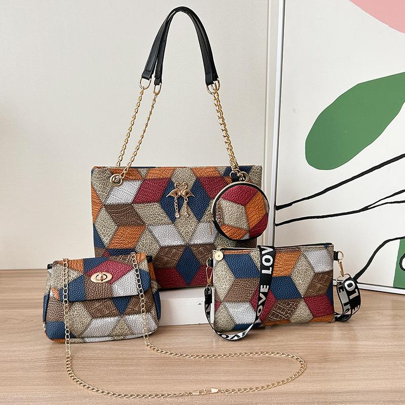 

2024 Корейская женская сумка-мессенджер большой вместимости с плоской подвеской на цепочке