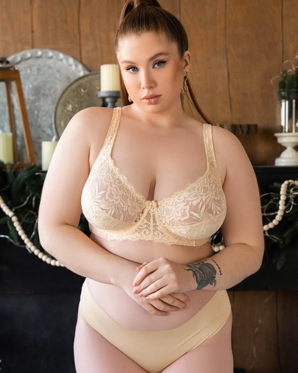 Sutiã clássico com copas em renda ISSA Plus