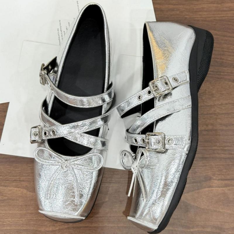 New Ballet Single Shoes for Women with A Crossover Strap and Versatile Style