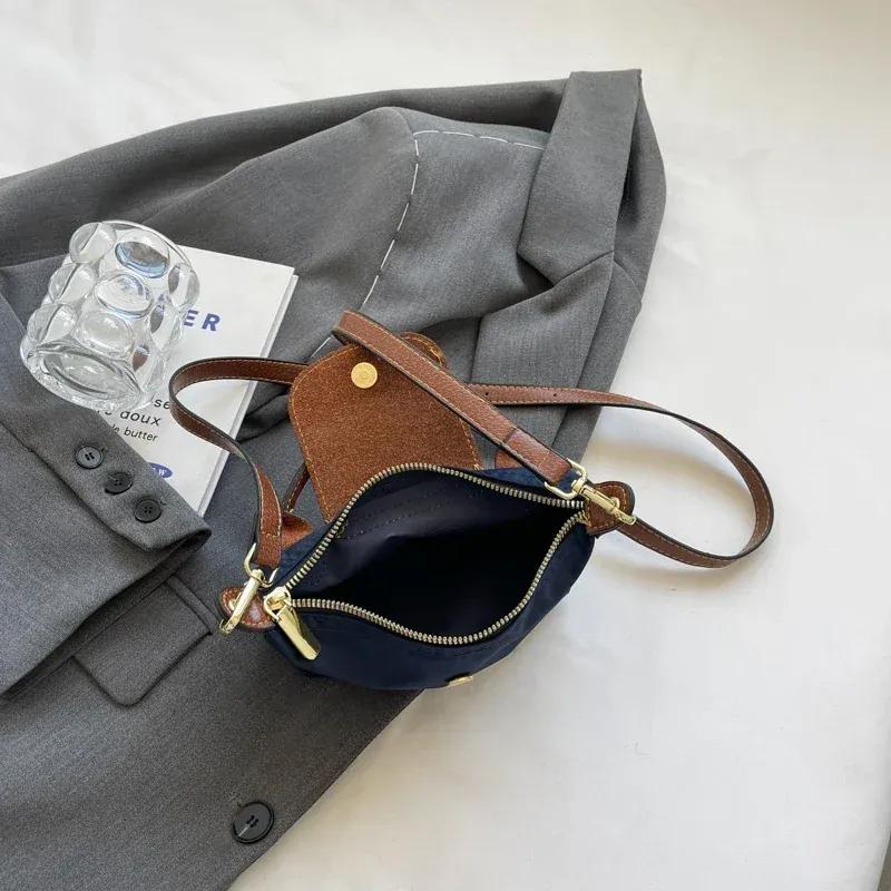 Borse con Conchiglie di Alta Qualità per Donna 2024 Marca Borsa a Spalla Borse di Lusso e Borse a Mano Borsa a Tracolla di Designer Piccola Borsa a Sella Carina