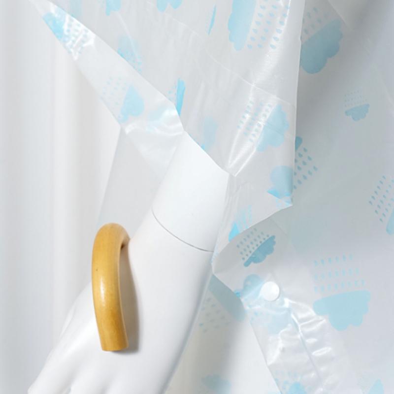 Poncho Imperméable Jetable à Motifs Daiso
