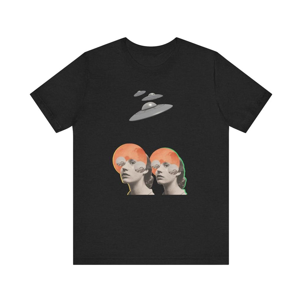 Retro Twin Heads with UFO shirt | Graphic Tee