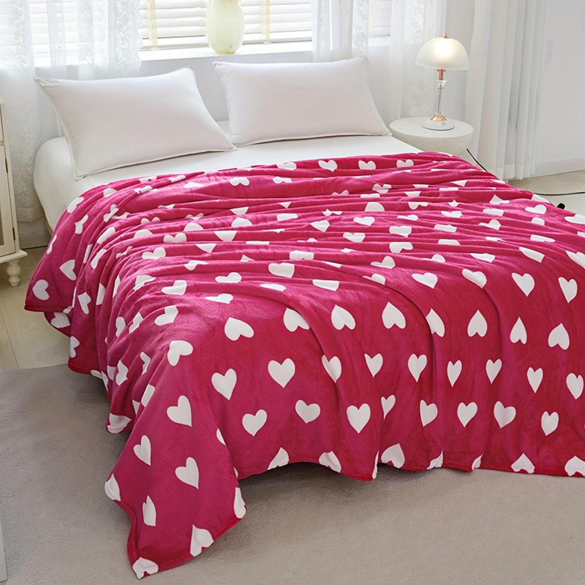

1pc Pink Heart Valentine s Day Flannel Throw Blanket 2D Soft Warm for Bedroom Living Room & Camping All Season 75cmx90cm