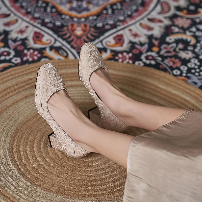 Fang Новое поступление толстые каблуки с острым носком женские свадебные туфли высокие — фото 3